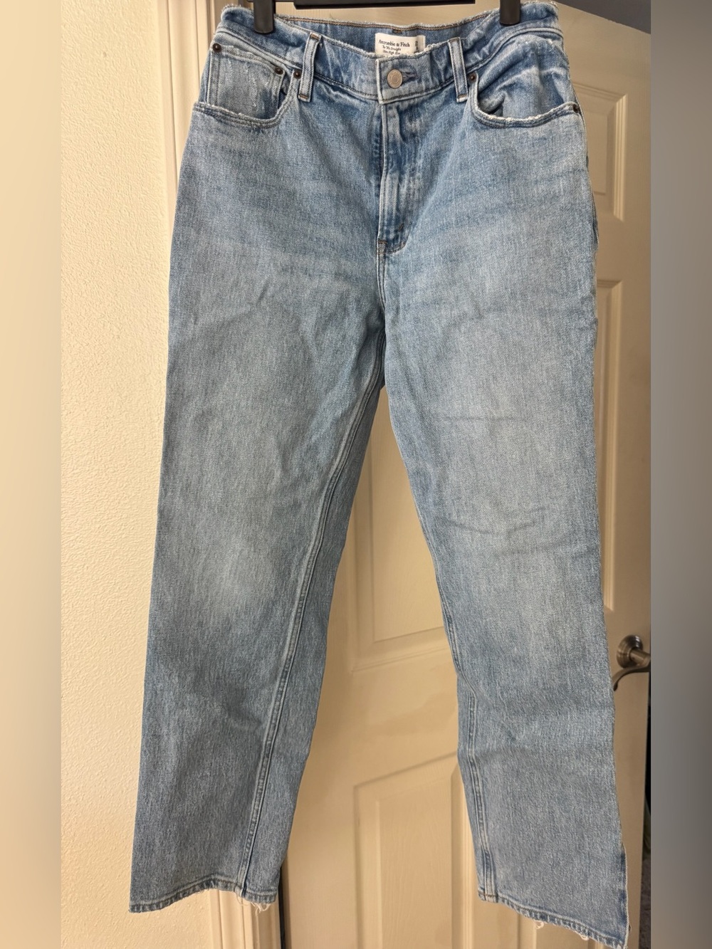 Abercrombie 90s ultra high rise straight leg denim